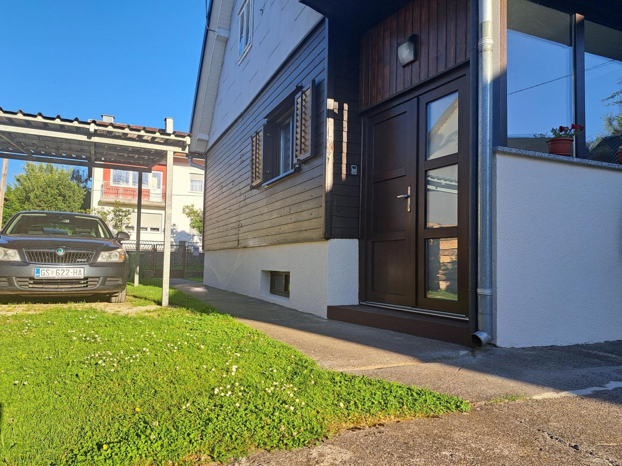 Apartman Luma Gospic Bagian luar foto