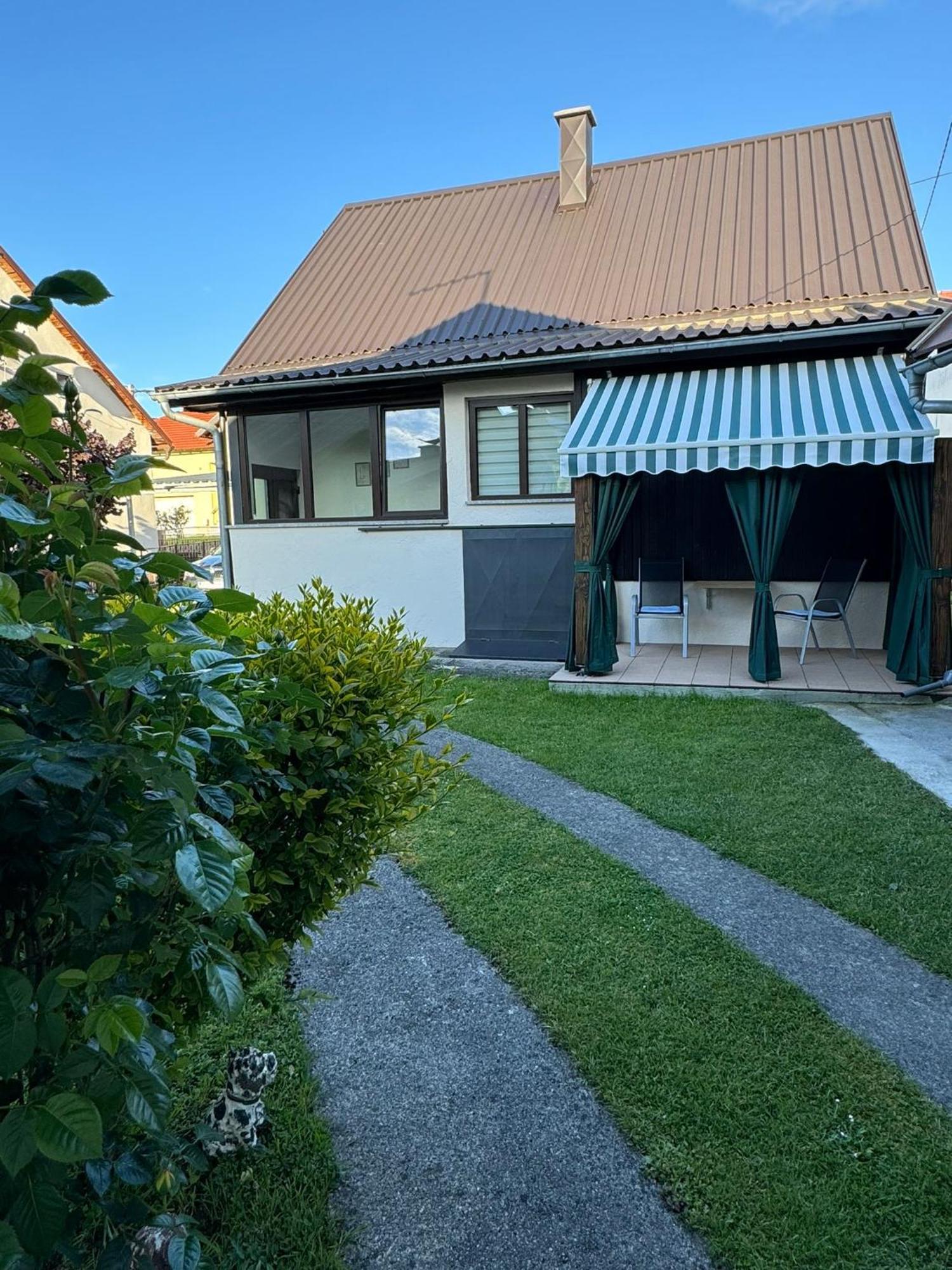 Apartman Luma Gospic Bagian luar foto